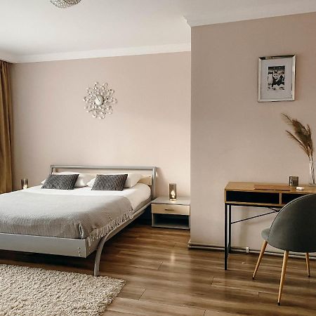 Апартаменти В Центрі Тернополя Ternopil Eksteriør bilde